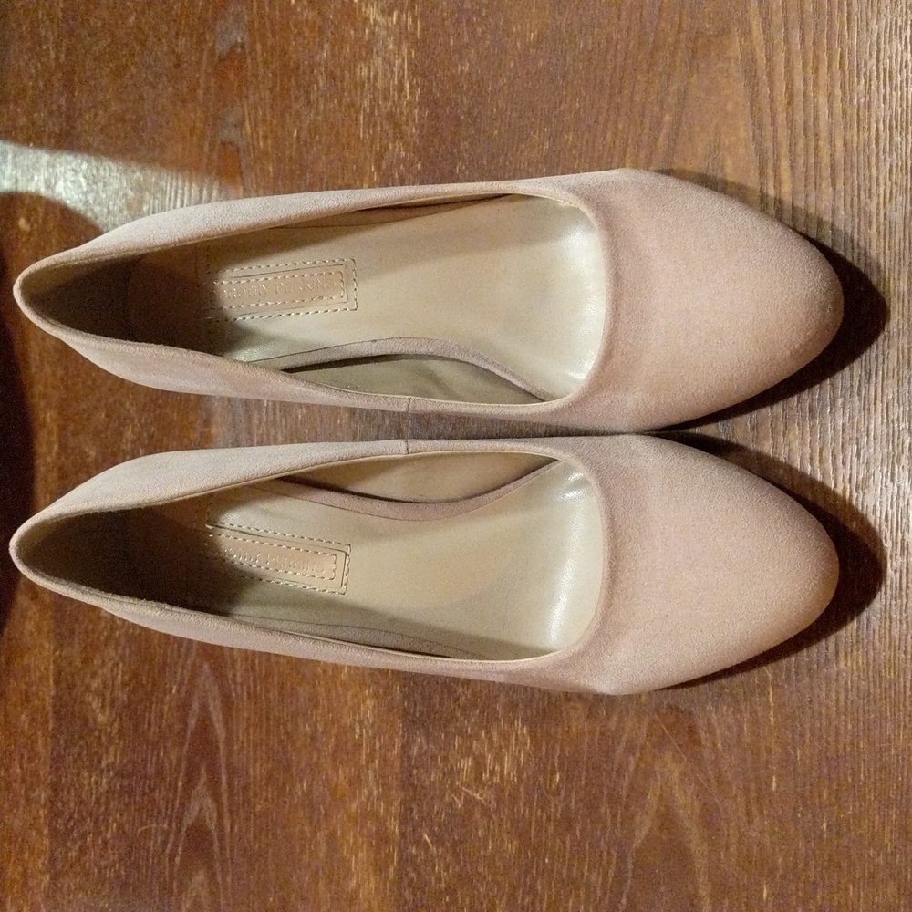 Dusty pink suede heels
